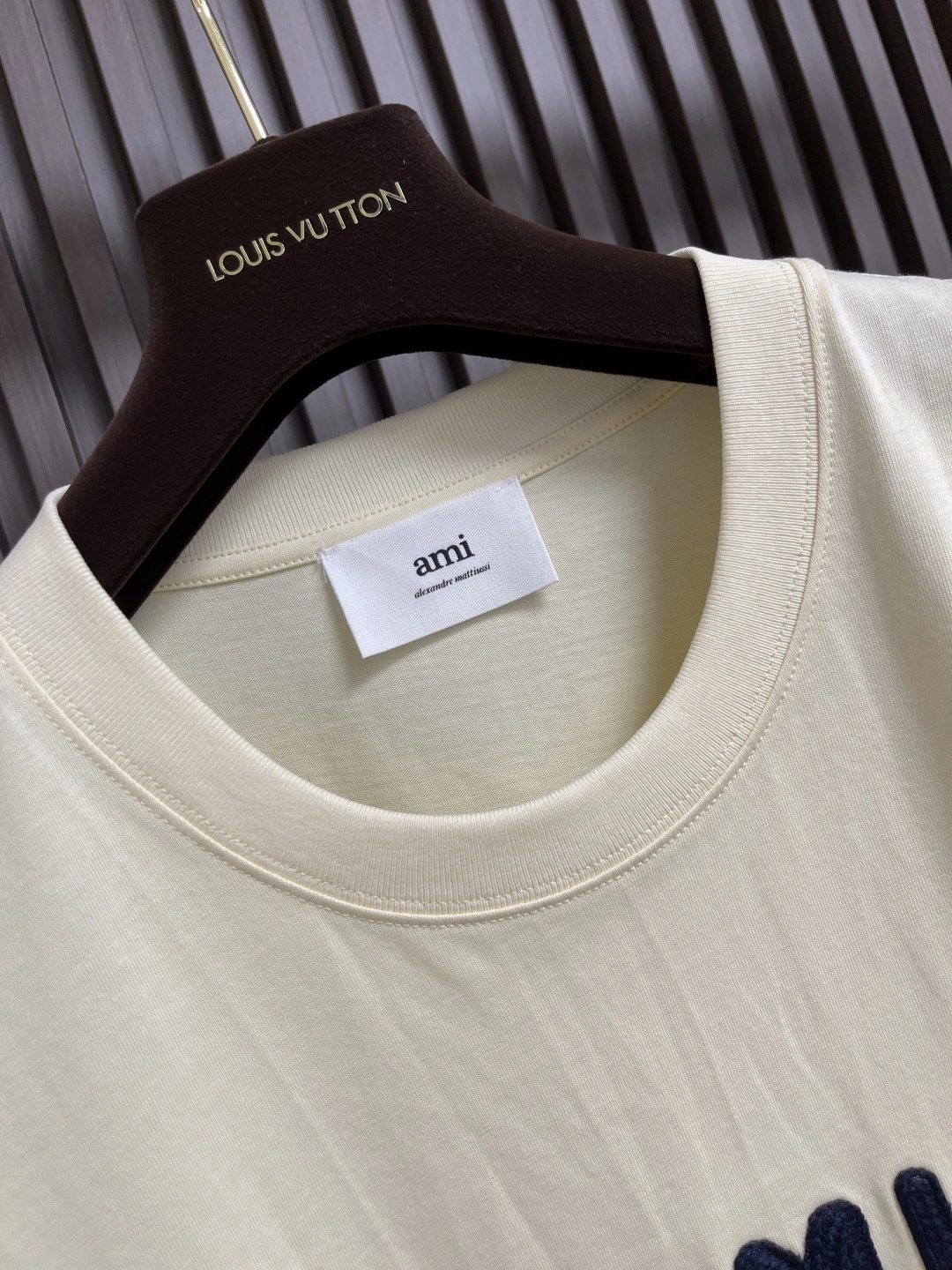 wg.luxury- 17I embroidery 2Colour item:E-F026E1025-2